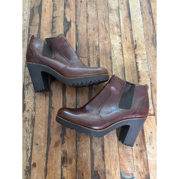 Sperry Shoes - Women's Sperry Brown Leather Brogue Chelsea Ankle Boots US 11